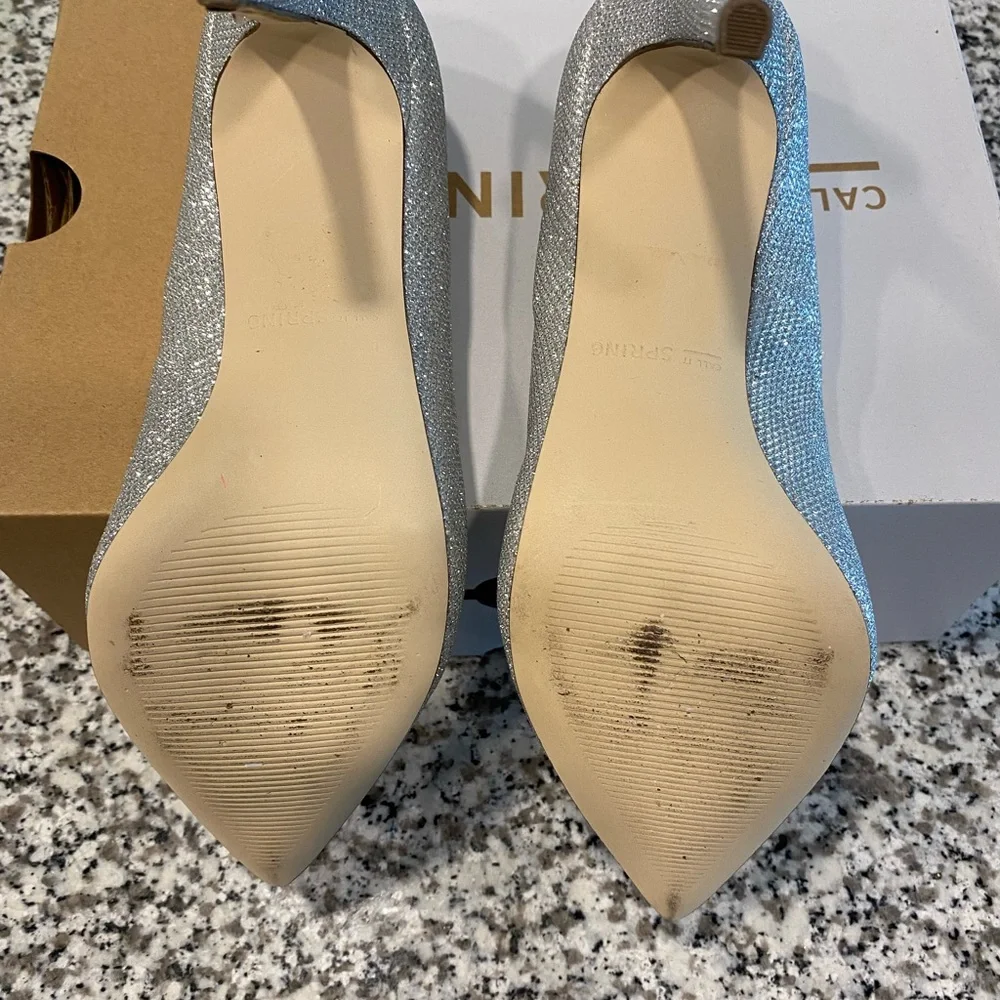 Silver heels - Picture 4 of 7